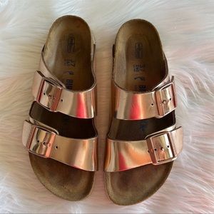 🤘🏼 Birkenstock rose gold sandals size 37